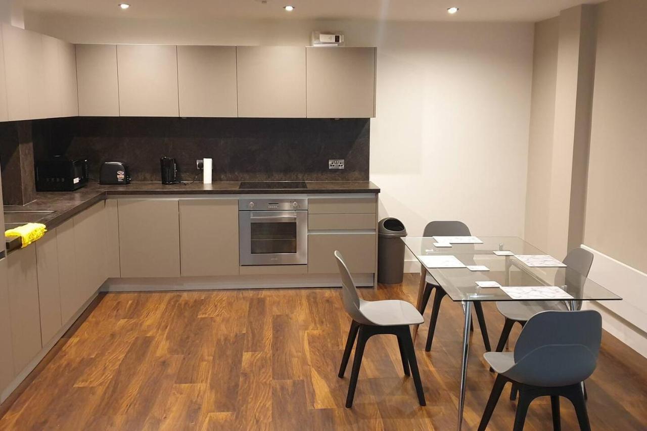 Stunning 2-Bed Apartment In Manchester City Centre Exterior photo